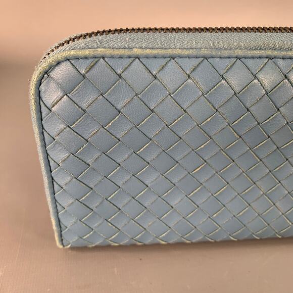 BOTTEGA VENETA Blue Woven Intrecchiato Leather Zipper Checkbook Wallet - Picture 6 of 9